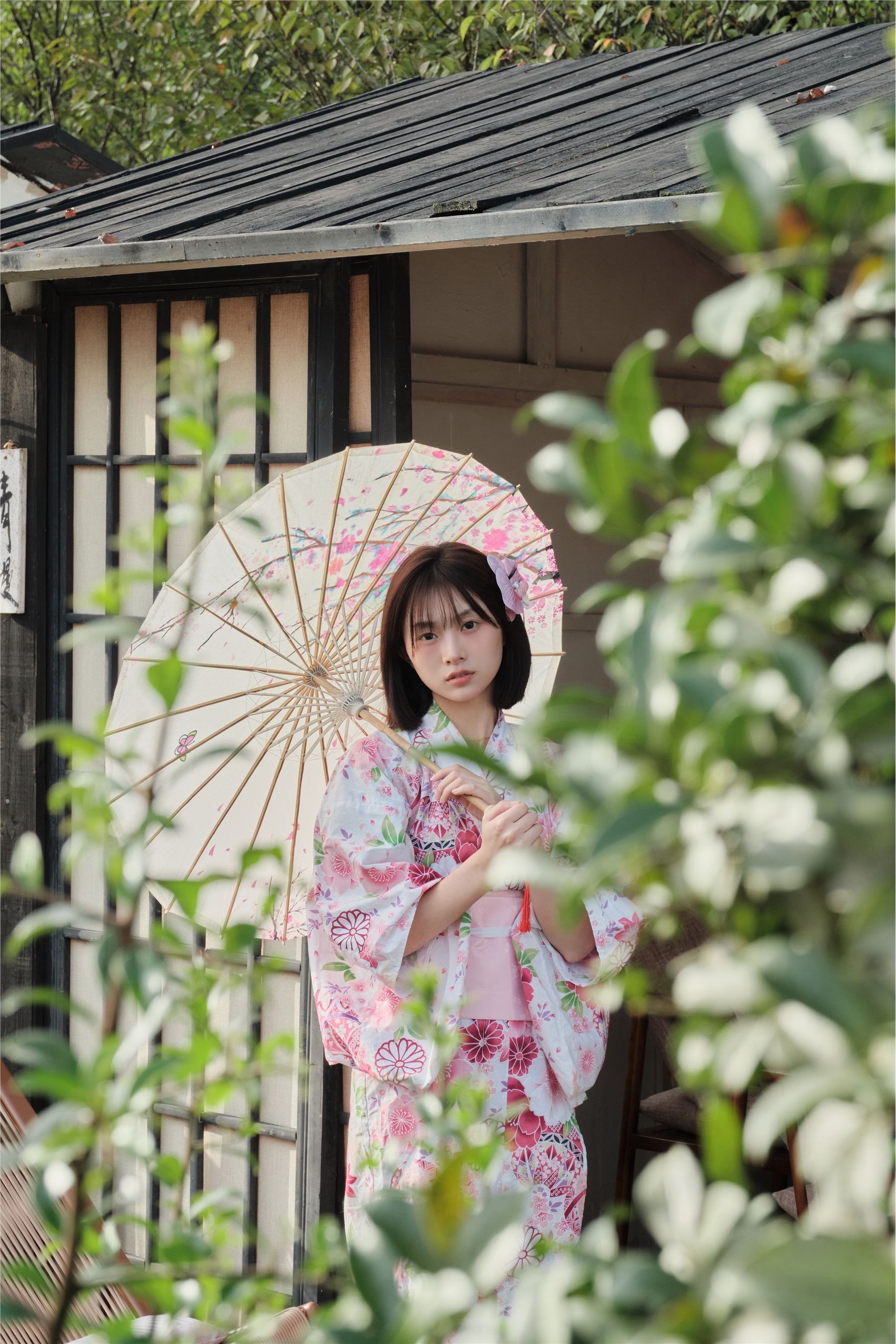 YITUYU艺图语 2025.01.09 和服浴袍 晓晓